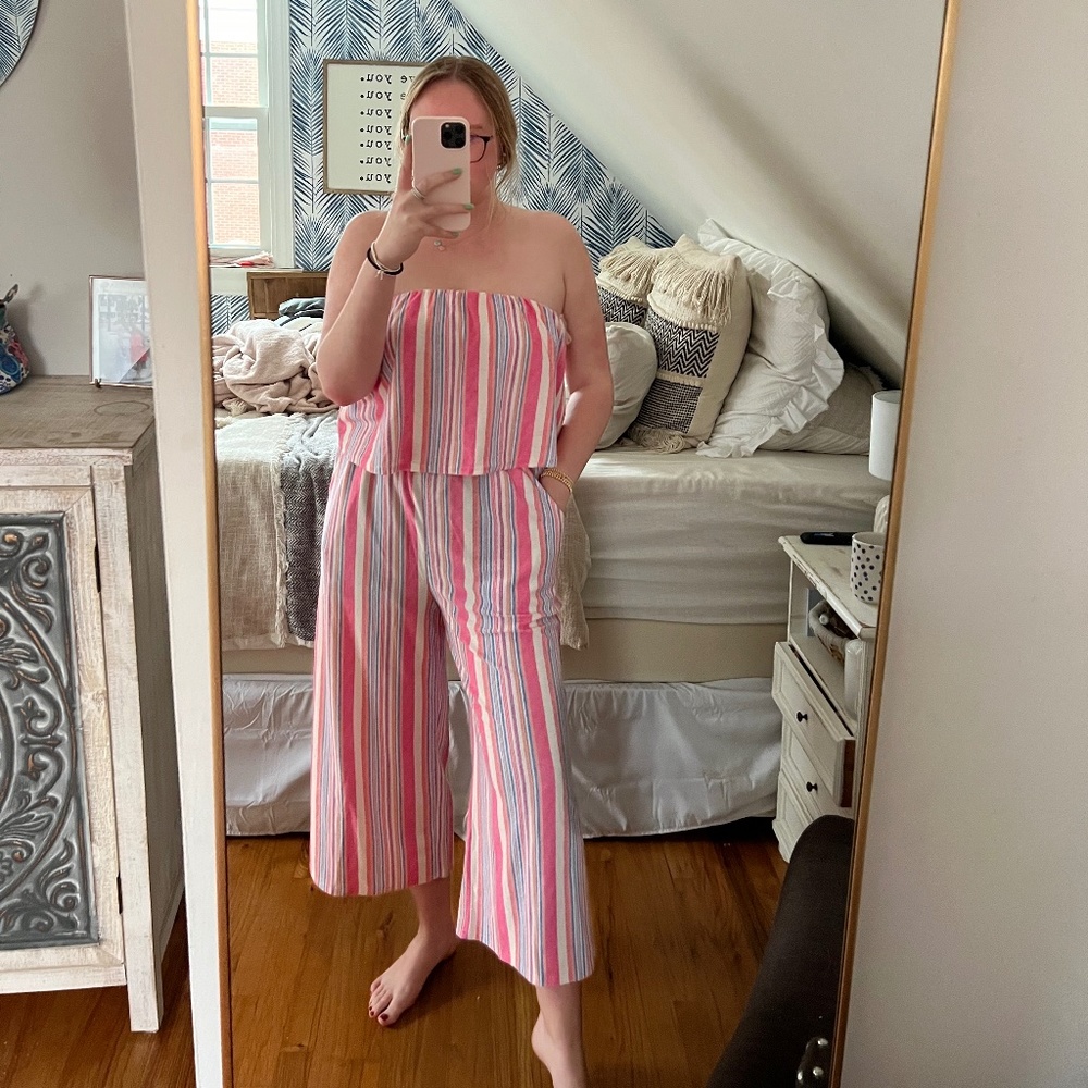 Stapless Striped Wide Leg Jumpsuit w Pockets